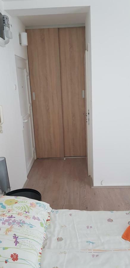 Ferienwohnung Orhideja Osijek Exterior foto