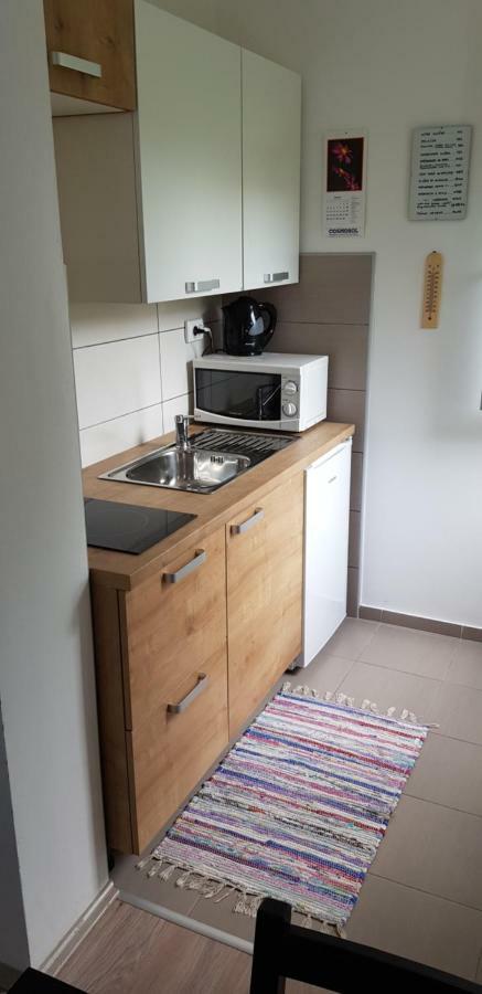 Ferienwohnung Orhideja Osijek Exterior foto
